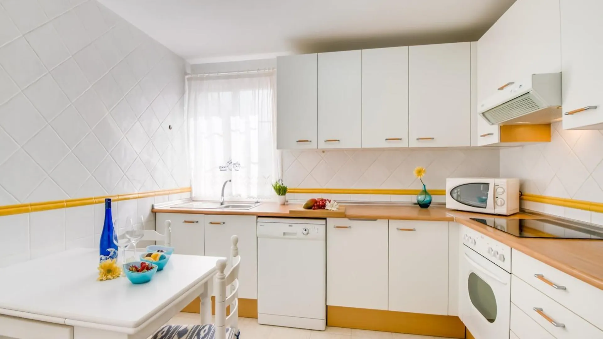 קאן פיקפורט Charming Holiday Home With Terrace דירה קאן פיקפורט